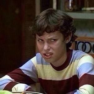 Meet your Posher, Ella